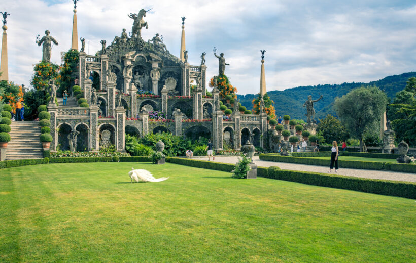 VISITING THE ALPS AND LAKES OF ITALY AND SWITZERLAND with the Green Train of the Alps