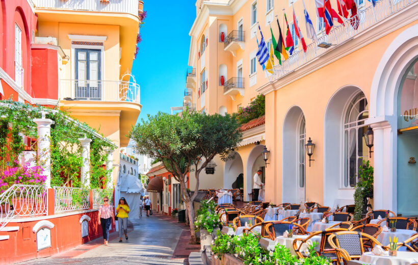 Shopping in Italy - The Shopping Route
